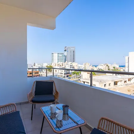 Daire Sapphire's 2-bedroom In Larnaca