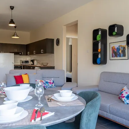 Sapphire's 2-bedroom In * Larnaca