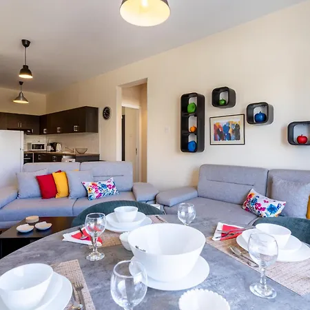 Sapphire's 2-bedroom In * Larnaca